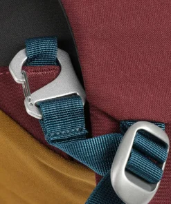 Arcane Small Day Rucksack 16″ recyceltes Polyester dunkelrot