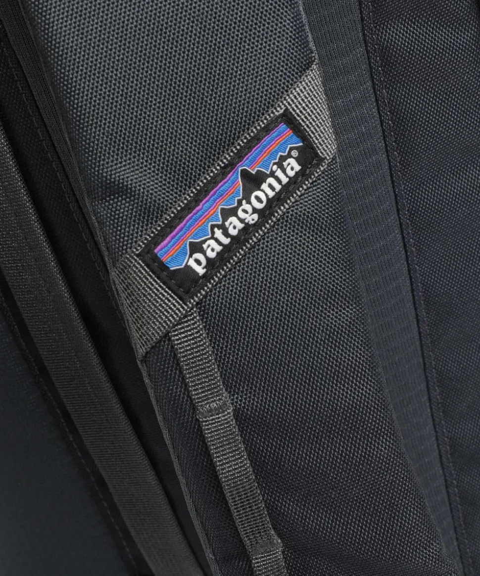 Black Hole 25 Rucksack 14″ recyceltes Polyester blau/schwarz