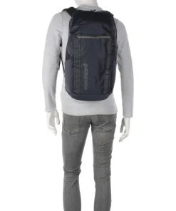 Black Hole 32 Rucksack 15″ recyceltes Polyester graublau