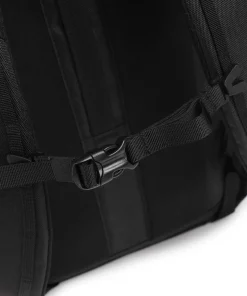 Black Hole 32 Rucksack 15″ recyceltes Polyester schwarz