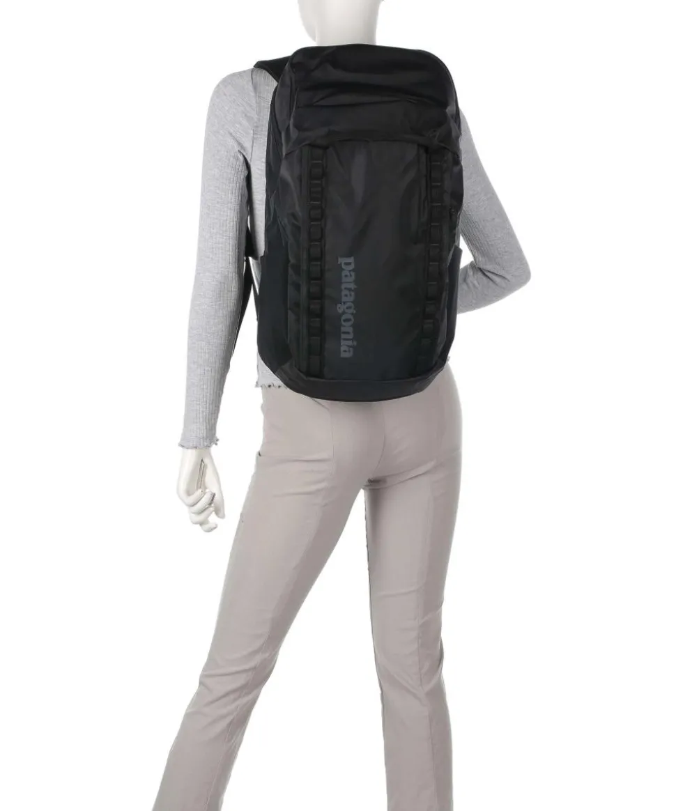 Black Hole 32 Rucksack 15″ recyceltes Polyester ocker