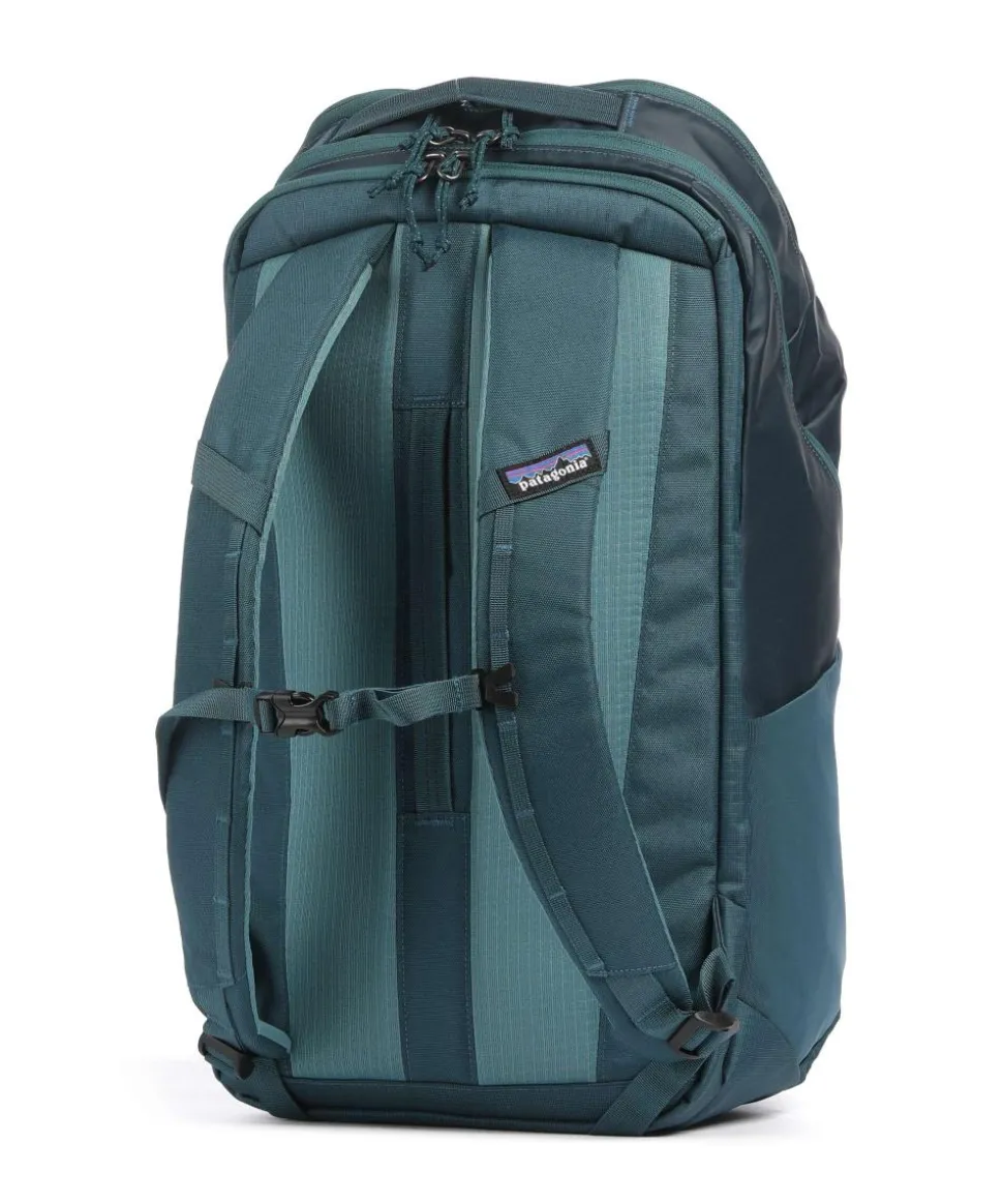 Black Hole 32 Rucksack 15″ recyceltes Polyester petrol