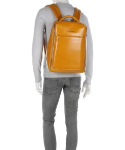 Blue Square Rucksack 15″ fein genarbtes Rindsleder gelb