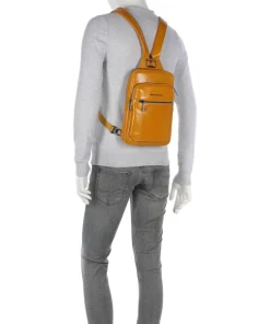 Blue Square Slingbag fein genarbtes Rindsleder gelb