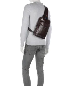 Blue Square Slingbag fein genarbtes Rindsleder braun