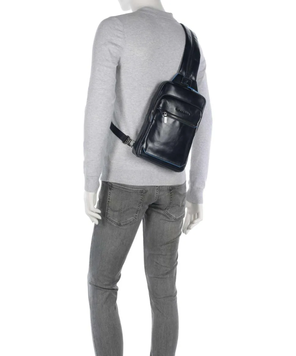 Blue Square Slingbag fein genarbtes Rindsleder navy