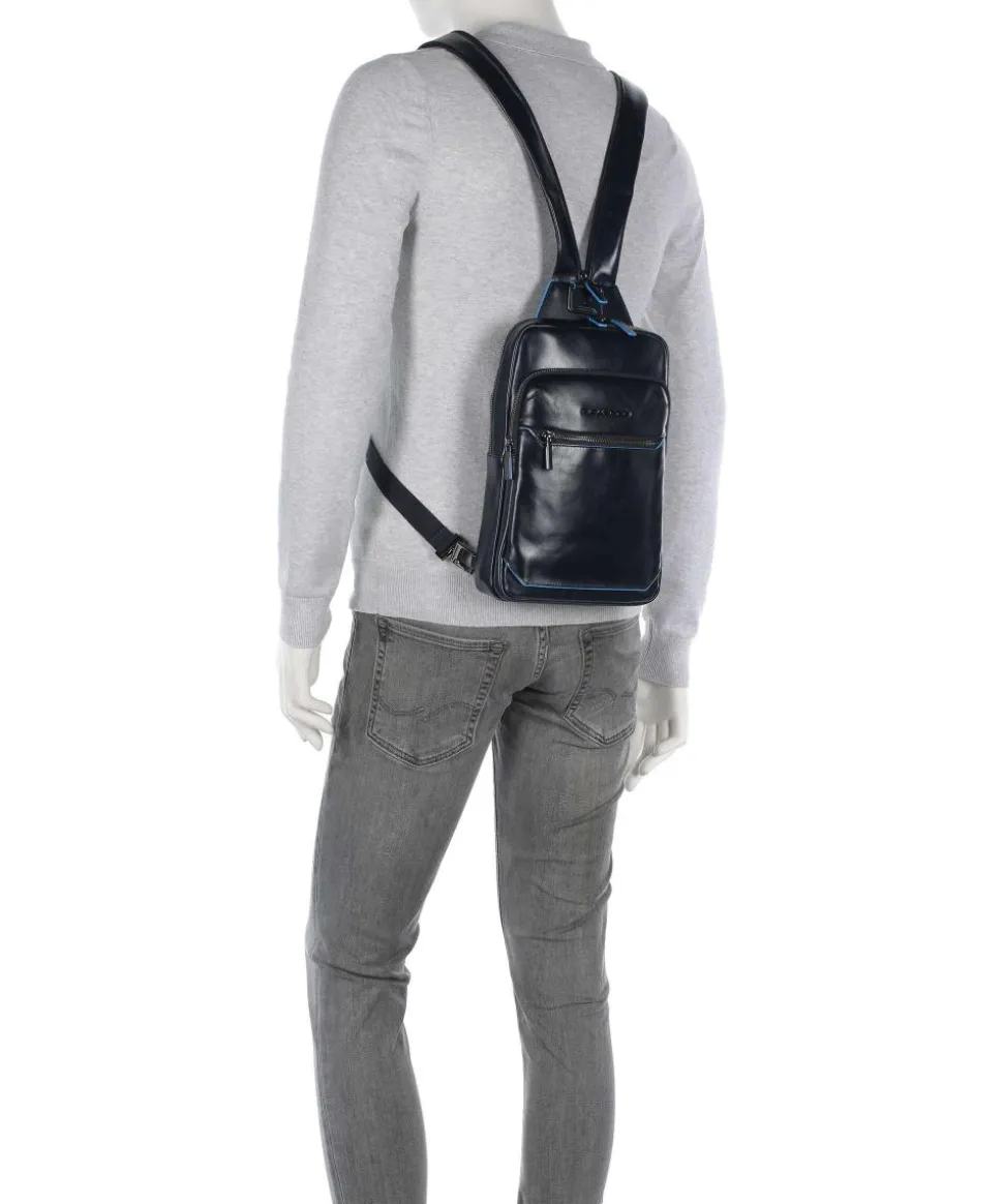 Blue Square Slingbag fein genarbtes Rindsleder navy