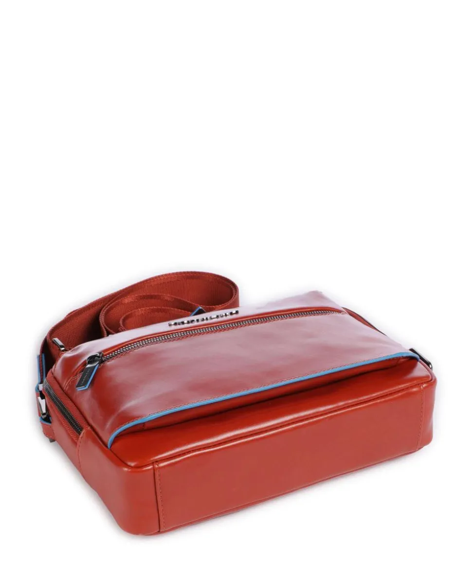 Blue Square Umhängetasche fein genarbtes Rindsleder rotbraun