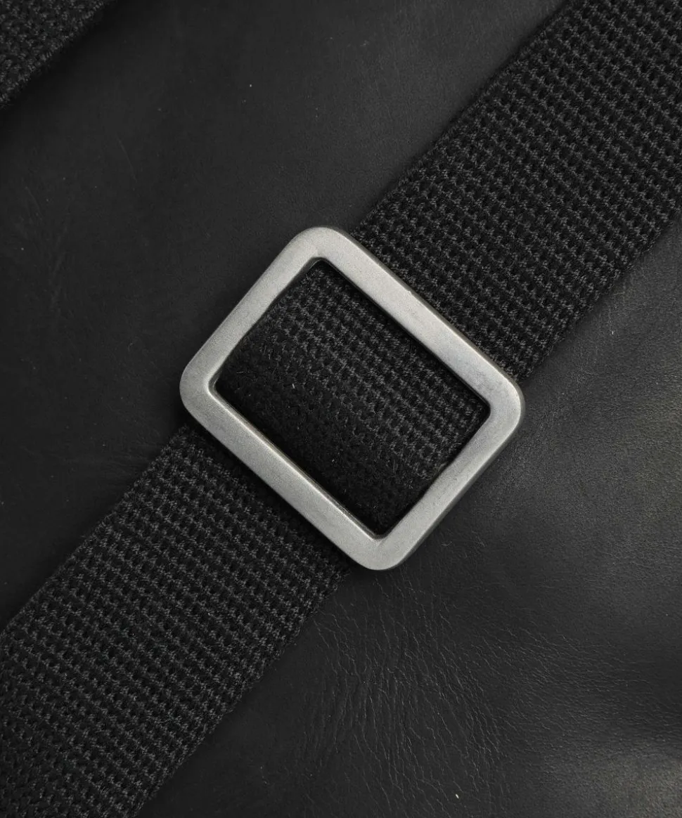 Brick Lane Umhängetasche fein genarbtes Rindsleder schwarz