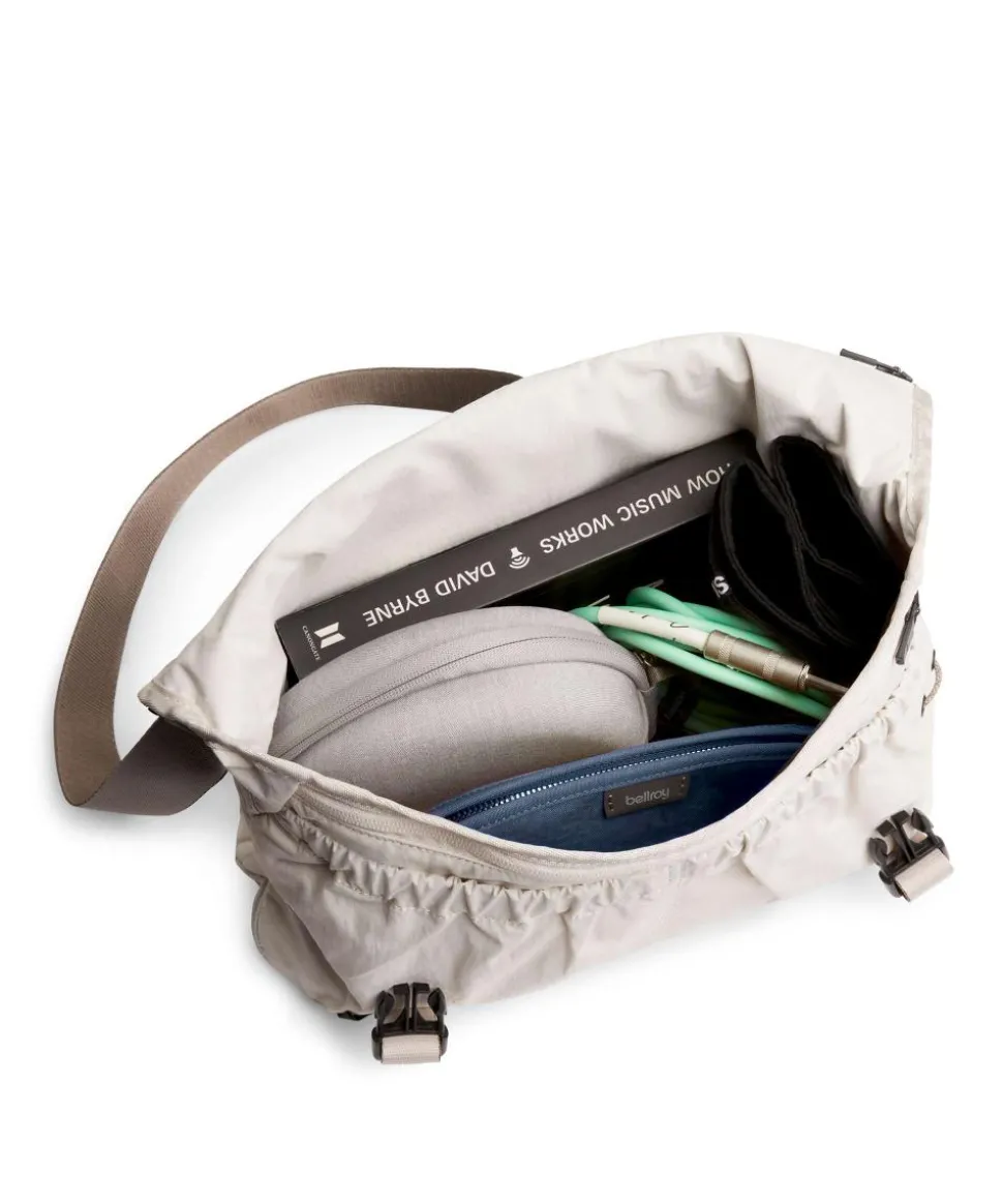 Cinch 12L Kuriertasche recyceltes Nylon elfenbein