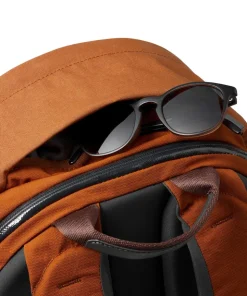 Classic 24L Plus Rucksack 16″ recyceltes Polyester bronze