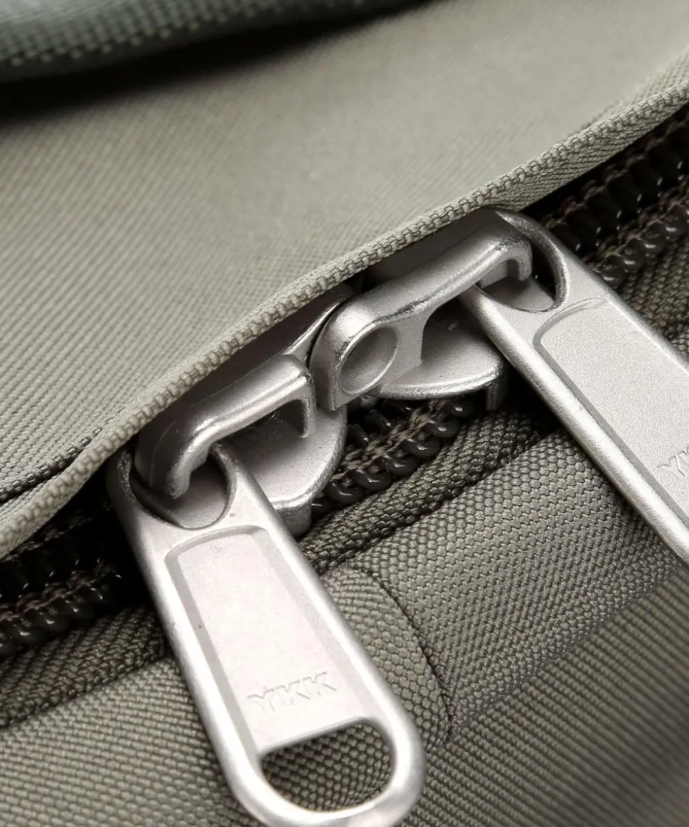 Classic Plus 42 Reiserucksack Polyester khaki