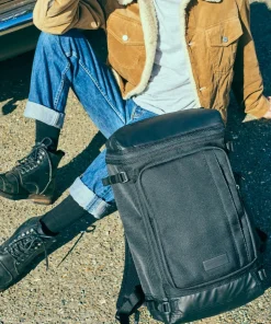 Cnnct Tecum Top Reiserucksack 15″ Polyester schwarz