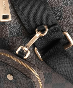 Cortina Piazza Jasmina Umhängetasche Lederimitat dunkelbraun