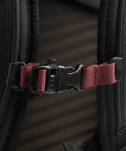 Fairview 55 W Reiserucksack recyceltes Polyester dunkelrot