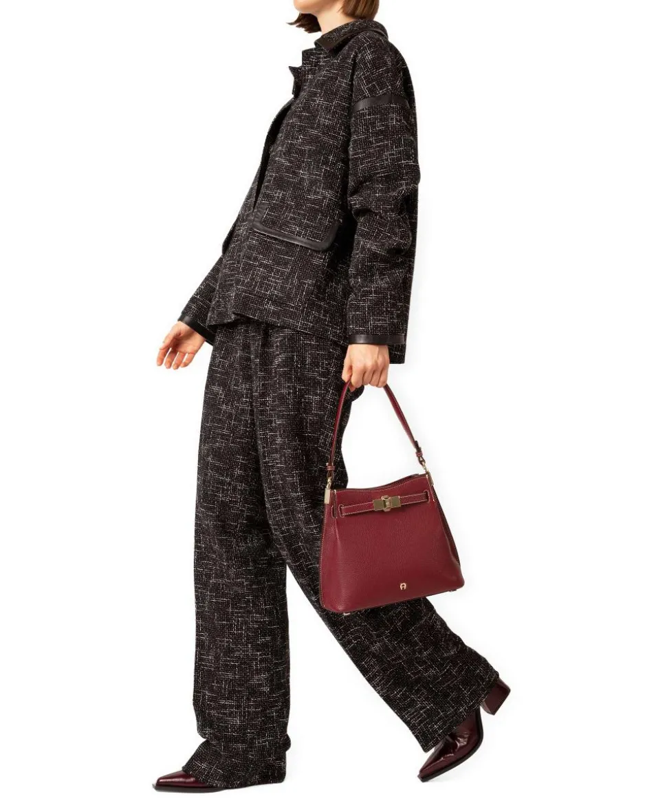 Farah M Beuteltasche genarbtes Rindsleder wein