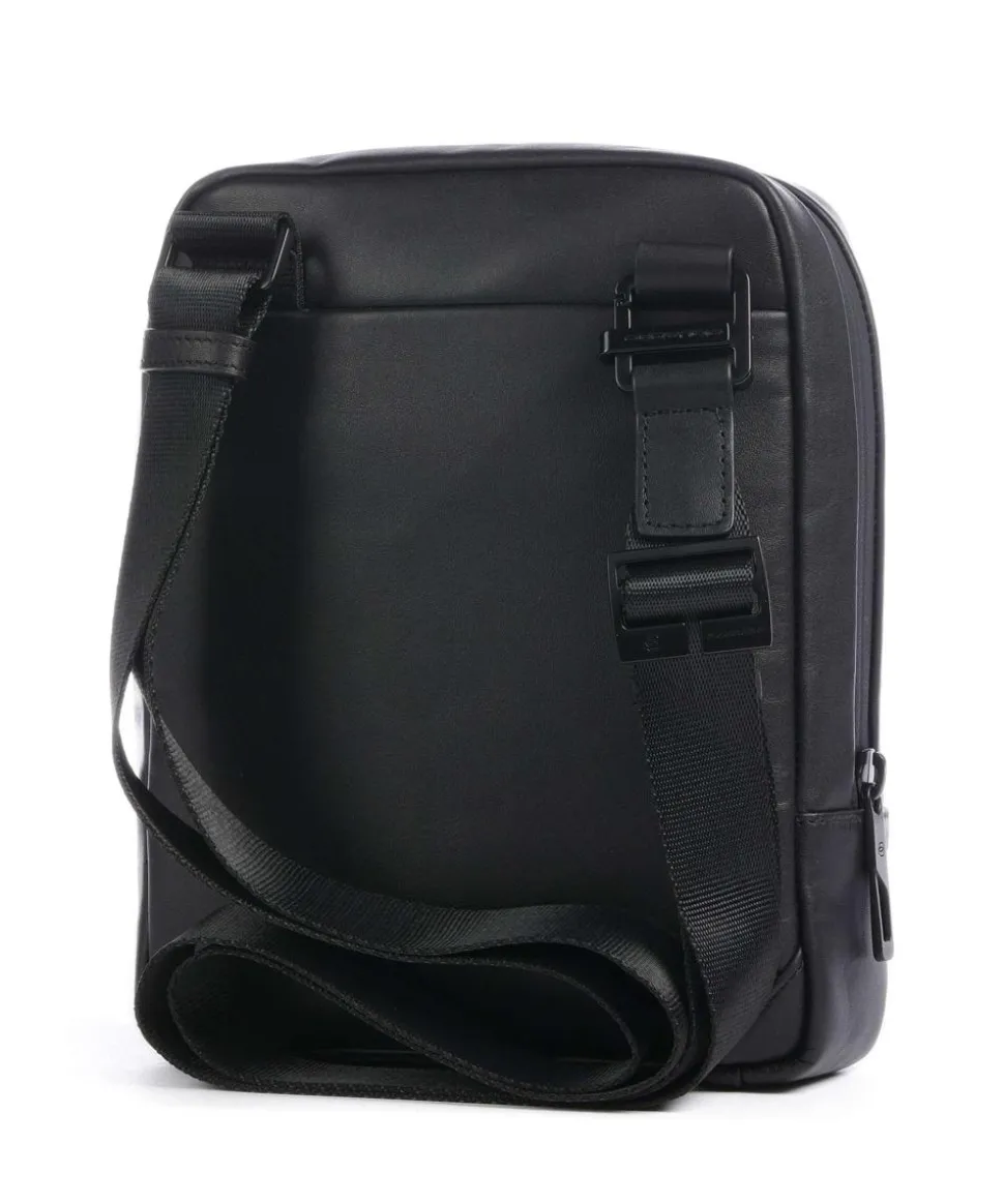 FXP Umhängetasche fein genarbtes Rindsleder schwarz