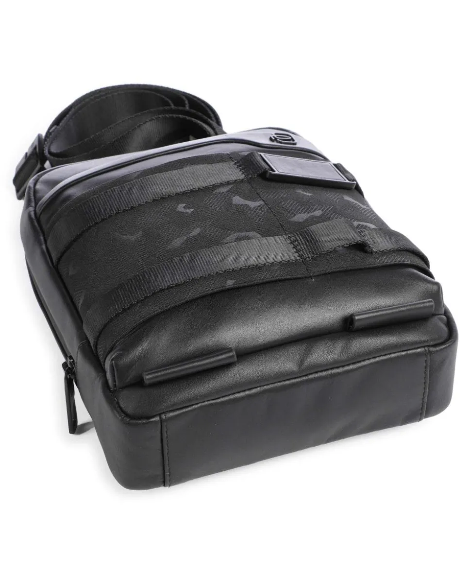 FXP Umhängetasche fein genarbtes Rindsleder schwarz