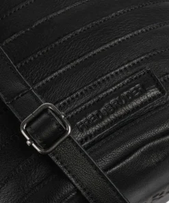 Gürtelinchen Umhängetasche genarbtes Rindsleder schwarz