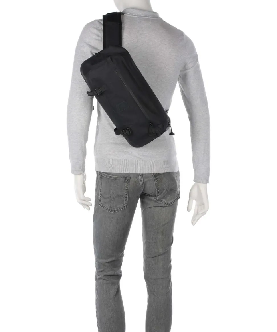 Kadet WP Slingbag recyceltes Nylon schwarz