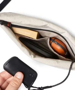 Lite Umhängetasche recyceltes Nylon hellgrau