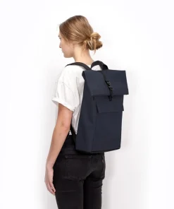 Lotus Jasper Medium Rolltop Rucksack 15.6″ Polyurethane, recyceltes Polyester navy