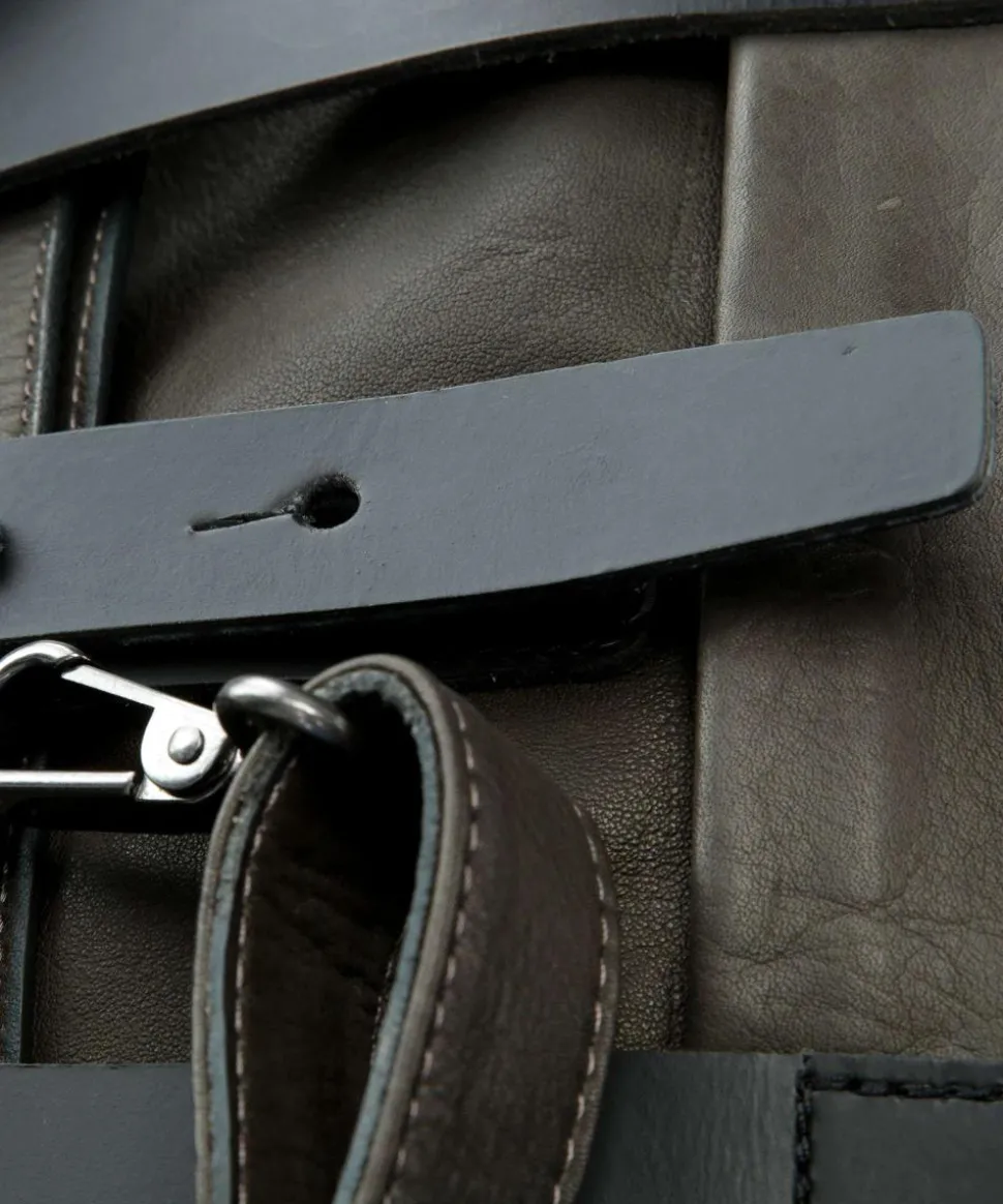 Mount Ivy XL Rolltop Rucksack 13″ genarbtes Rindsleder braun