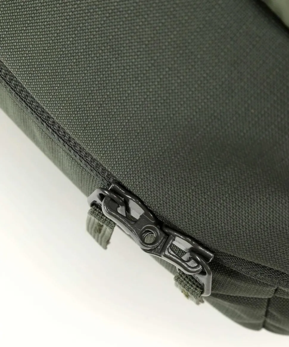 Mundo 65+ To Go Reiserucksack 15.6″ recyceltes Ripstop-Polyester olivgrün