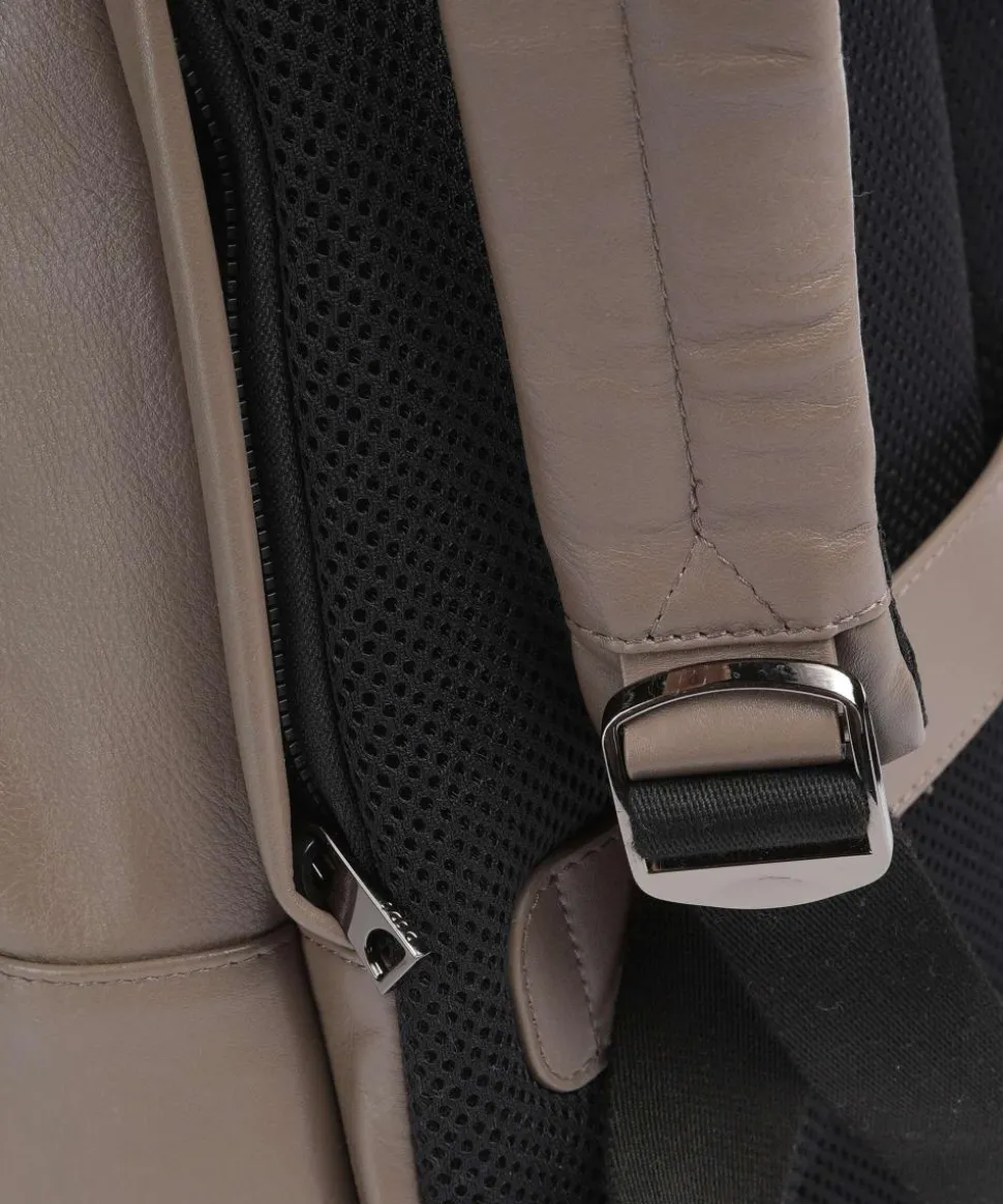 New York Laptop-Rucksack 15″ fein genarbtes Kalbsleder taupe