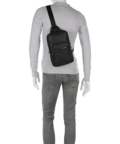 Quantic Slingbag Lederimitat schwarz