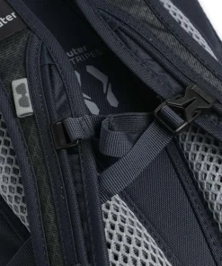 Race 16 Rucksack recyceltes Polyamid hellblau