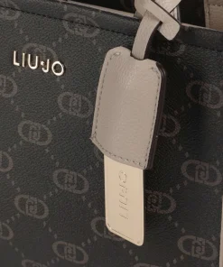 Ridhi S Handtasche Lederimitat beige