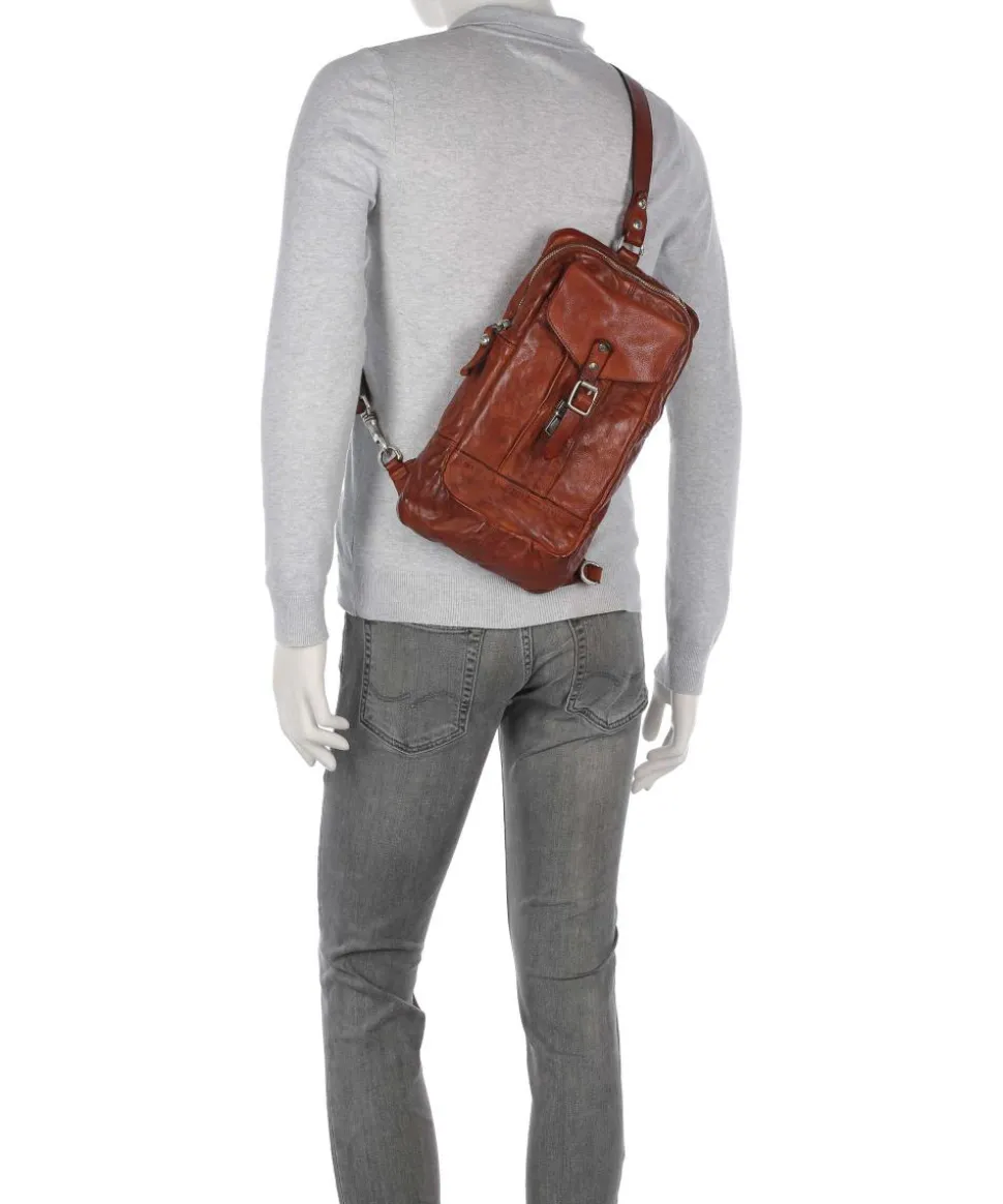 Slingbag fein genarbtes Rindsleder cognac