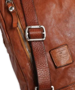 Slingbag fein genarbtes Rindsleder cognac