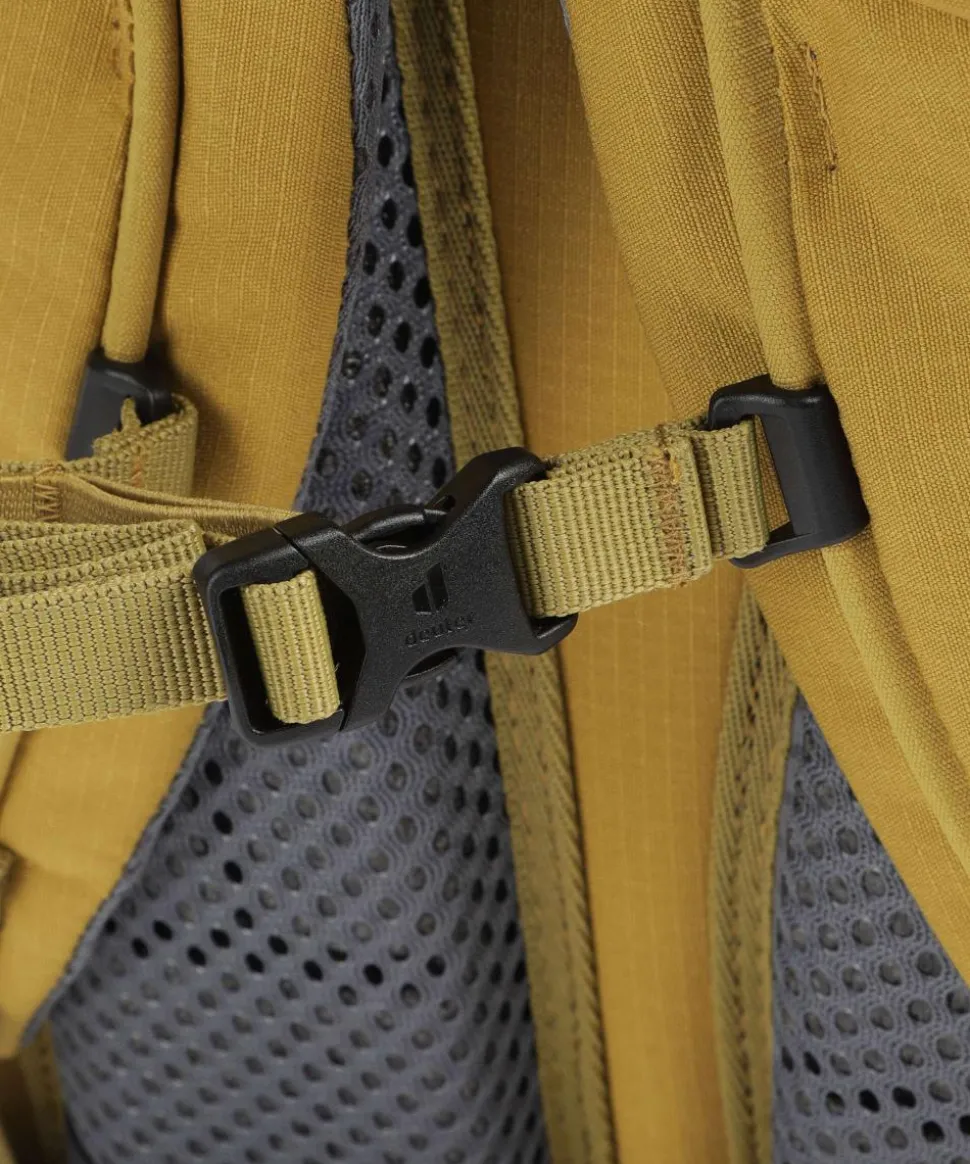 StepOut 22 Rucksack 15″ recyceltes Polyester olivgrün