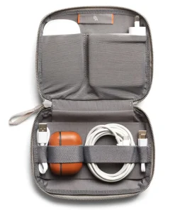 Tech Compact Reiseaccessoire beige 18 cm