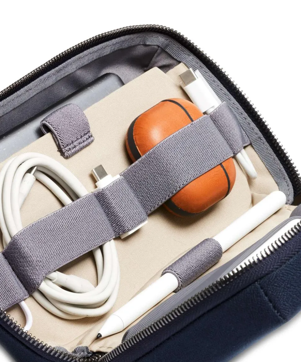 Tech Reiseaccessoire navy 23 cm