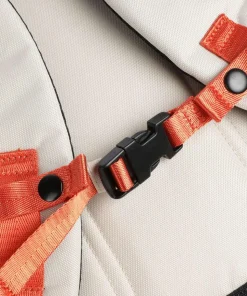 The Dudes Christopher Dark Rolltop Rucksack 15″ recyceltes Polyester beige