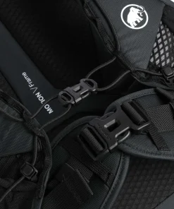 Trion 28 Wanderrucksack recyceltes Polyamid schwarz