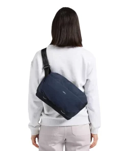 Venture 10L Camera Slingbag recyceltes Nylon dunkelblau