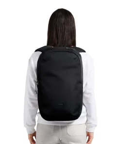 Via 20L Rucksack 16″ recyceltes Polyester schwarz