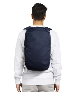 Via 20L Rucksack 16″ recyceltes Polyester navy