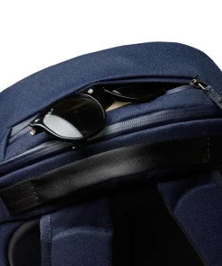 Via 20L Rucksack 16″ recyceltes Polyester navy