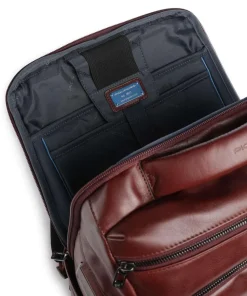 W136 Reiserucksack 14″ fein genarbtes Rindsleder tabak