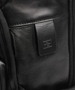 W136 Reiserucksack 14″ fein genarbtes Rindsleder schwarz