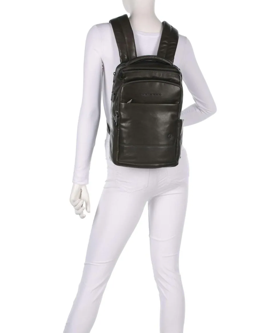 W136 Rucksack 13″ fein genarbtes Rindsleder olivgrün