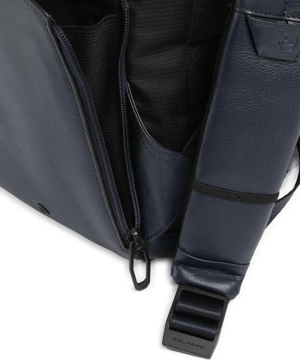 W137 Rucksack 14″ genarbtes Rindsleder dunkelblau